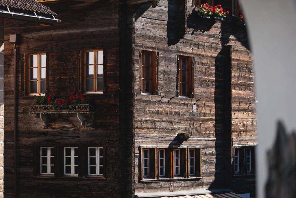 Poort A Poort Dorfhotel Grengiols Экстерьер фото