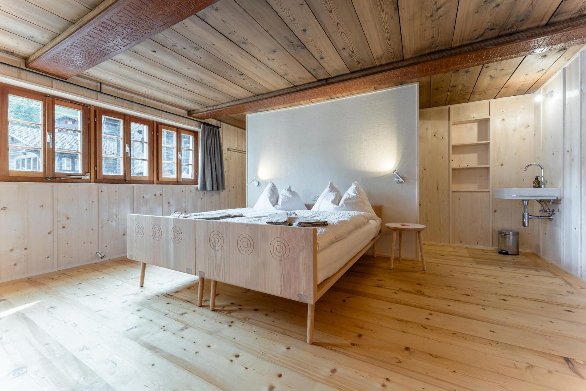 Poort A Poort Dorfhotel Grengiols Экстерьер фото
